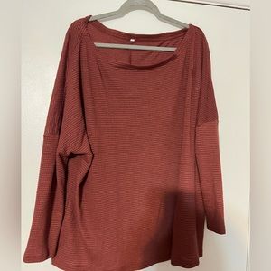 Woman’s Rust color off shoulder top xl